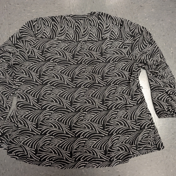 Lane Bryant Black and White Button Down Shirt - Picture 4 of 4